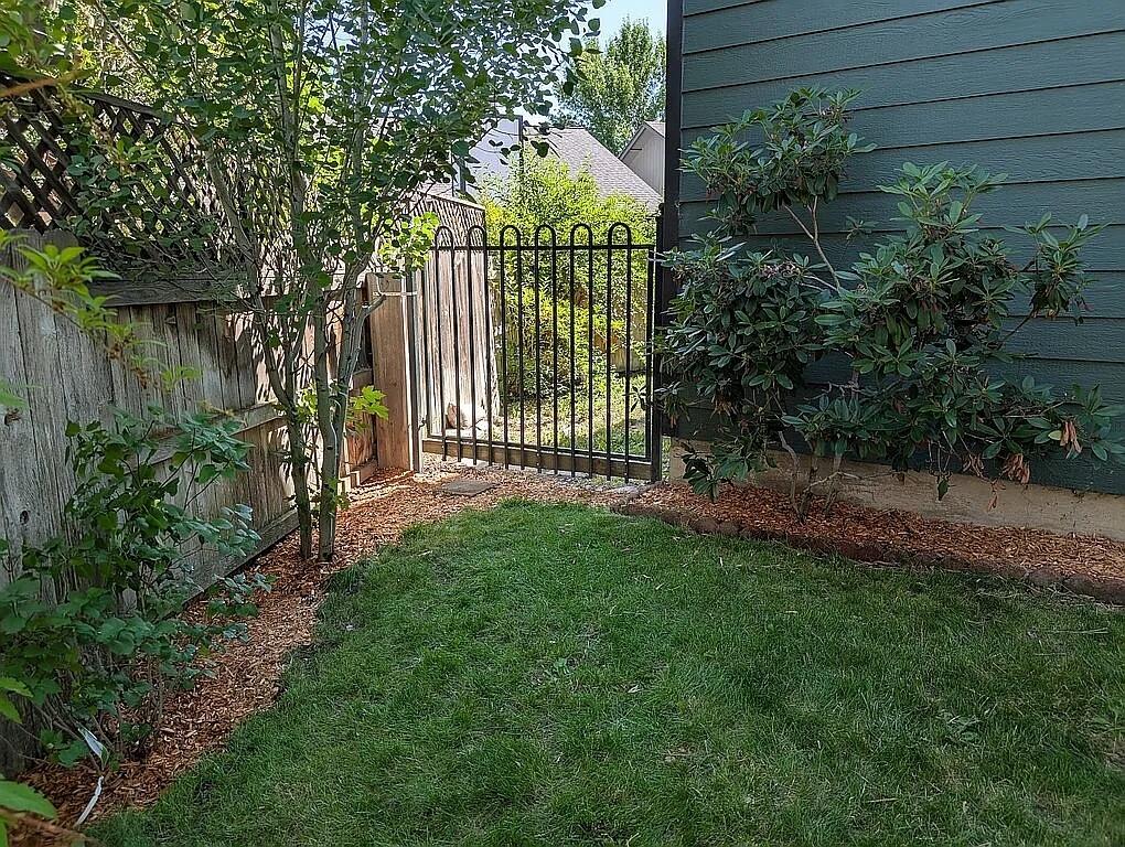 2250 NW Jackpine Court