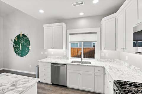 Tiny photo for 1754 Dragon Tail Place, Medford, OR 97504 (MLS # 220227417)
