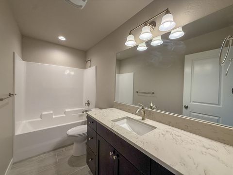 Tiny photo for 624 NE Court Street, Prineville, OR 97754 (MLS # 220212673)