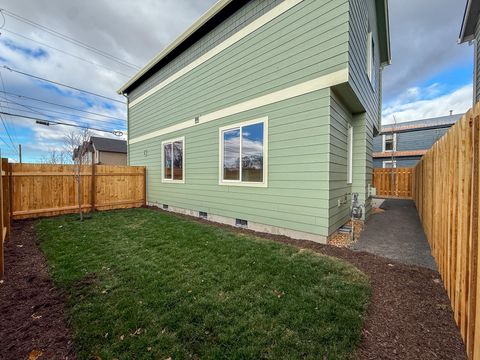 Tiny photo for 624 NE Court Street, Prineville, OR 97754 (MLS # 220212673)