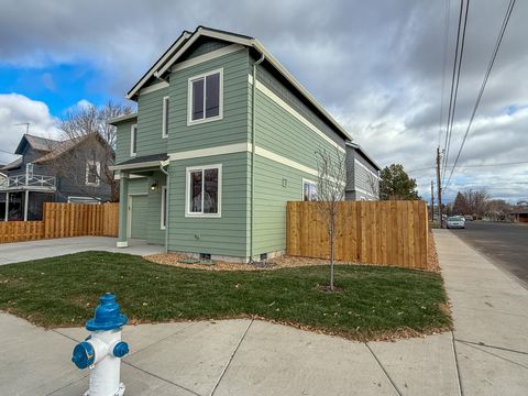 Tiny photo for 624 NE Court Street, Prineville, OR 97754 (MLS # 220212673)