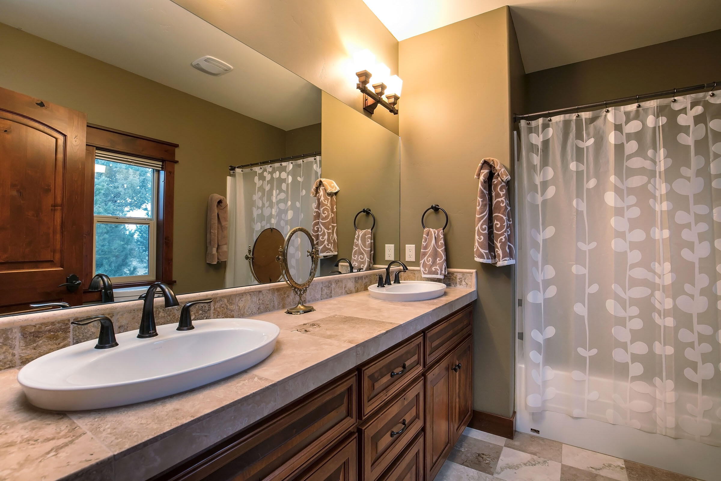 Ridge At Eagle Crest - Residential