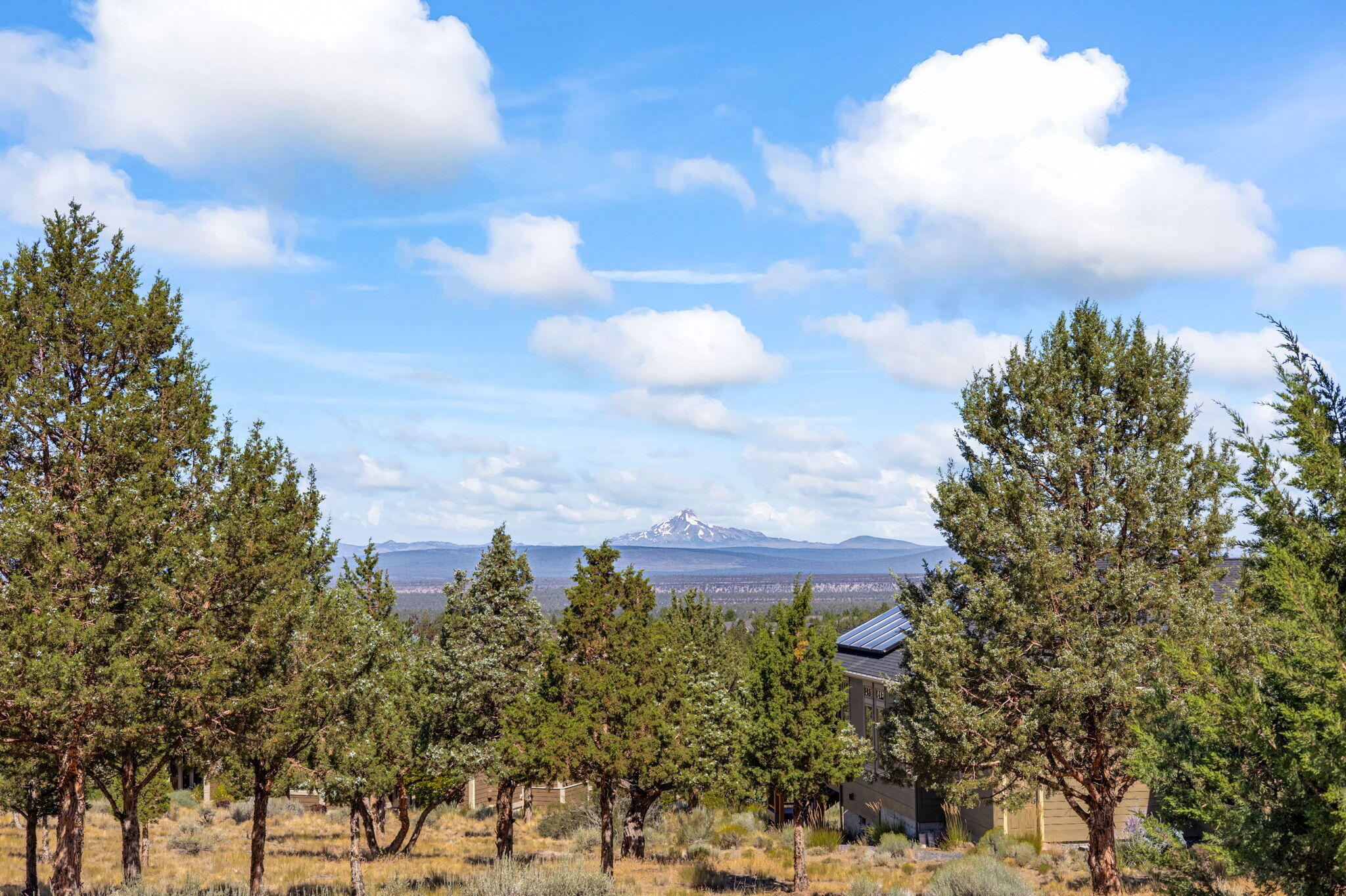 823 Highland View Loop