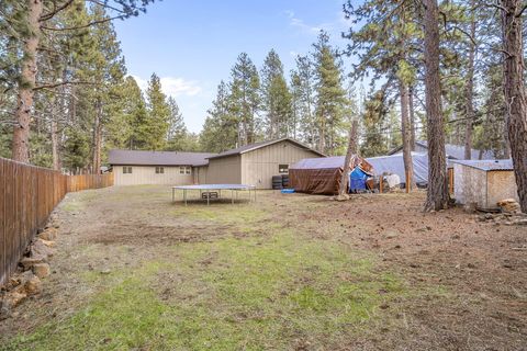 Tiny photo for 60059 Turquoise Road, Bend, OR 97702 (MLS # 220215637)