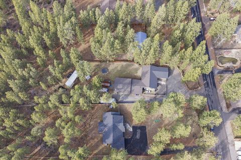 Tiny photo for 60059 Turquoise Road, Bend, OR 97702 (MLS # 220215637)