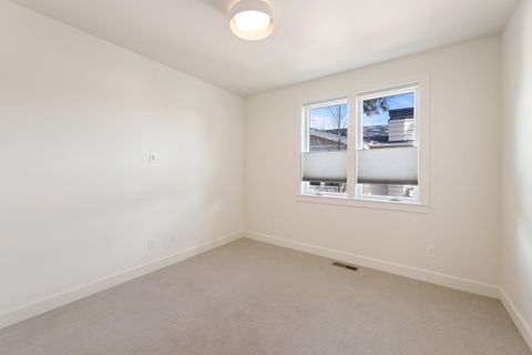 Tiny photo for 2424 NW Crossing Drive, Bend, OR 97703 (MLS # 220217404)