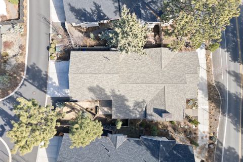 Tiny photo for 2424 NW Crossing Drive, Bend, OR 97703 (MLS # 220217404)