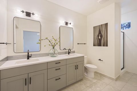 Tiny photo for 2424 NW Crossing Drive, Bend, OR 97703 (MLS # 220217404)