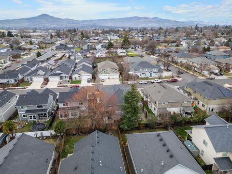 Tiny photo for 679 Kaitlin Lane, Medford, OR 97501 (MLS # 220215862)