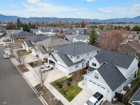 Tiny photo for 679 Kaitlin Lane, Medford, OR 97501 (MLS # 220215862)