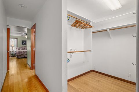 Tiny photo for 300 NE Mead Street, Grants Pass, OR 97526 (MLS # 220212531)