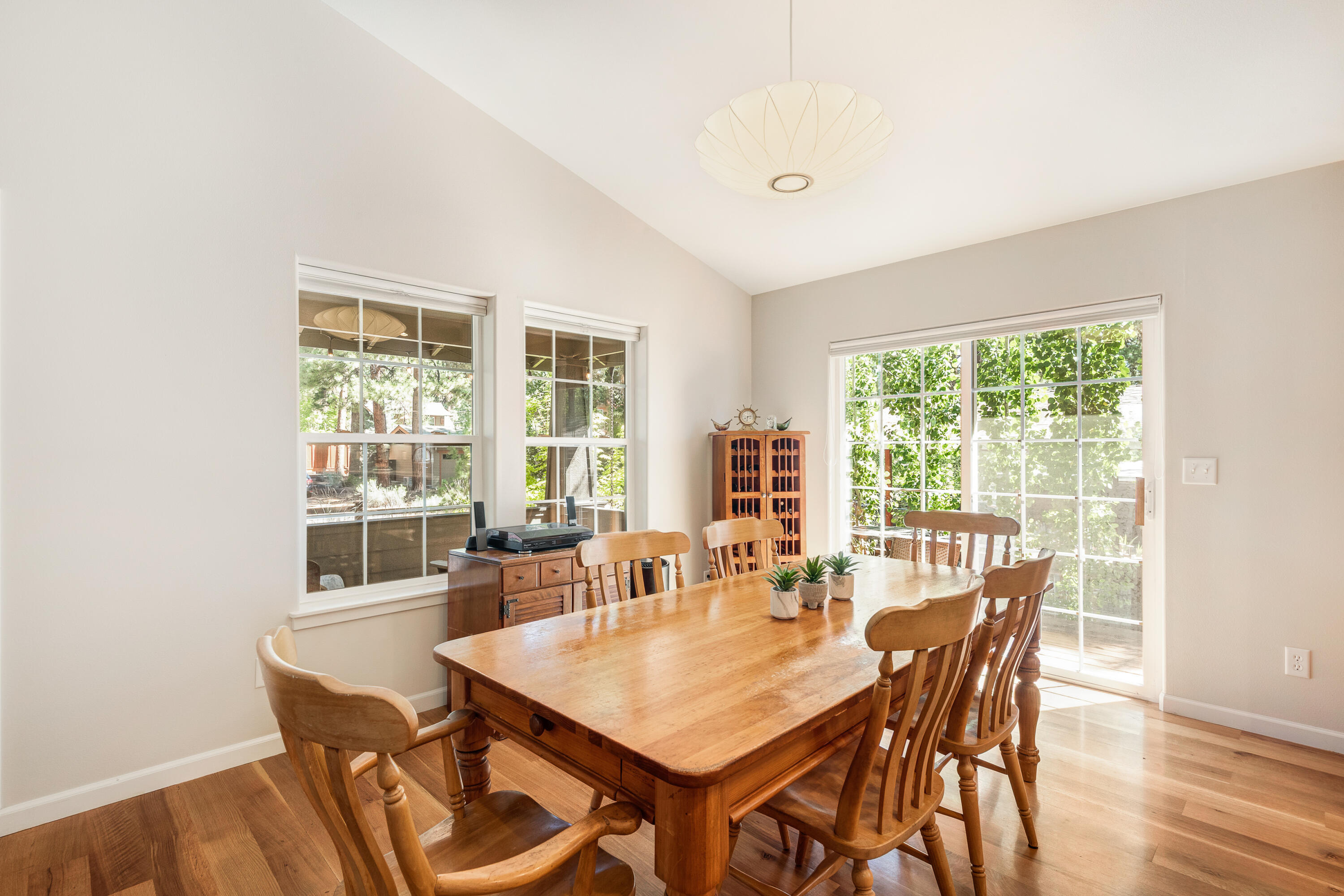 Bonne Home - Residential