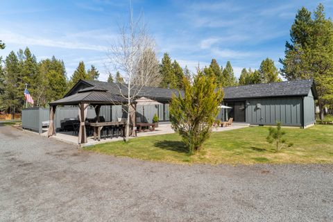 Tiny photo for 55670 Big River Drive, Bend, OR 97707 (MLS # 220219643)