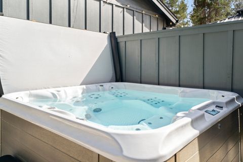 Tiny photo for 55670 Big River Drive, Bend, OR 97707 (MLS # 220219643)