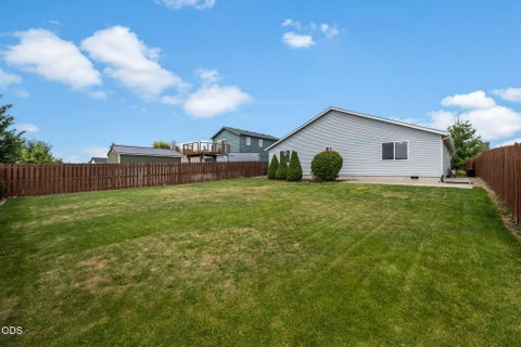 Tiny photo for 317 Center Ridge Drive, Culver, OR 97734 (MLS # 220225879)