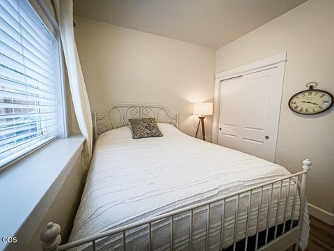Tiny photo for 250 Oak Knoll, Jacksonville, OR 97530 (MLS # 220223536)
