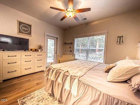 Tiny photo for 250 Oak Knoll, Jacksonville, OR 97530 (MLS # 220223536)