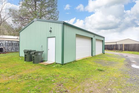 Tiny photo for 1344 Thompson Creek Road, Selma, OR 97538 (MLS # 220213549)