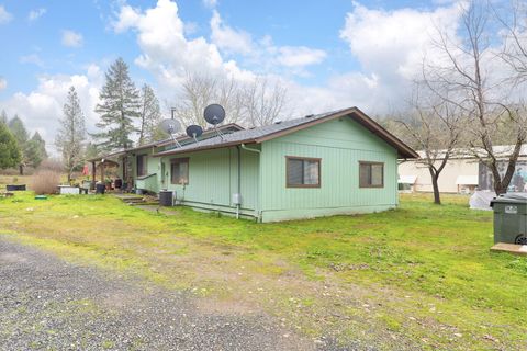 Tiny photo for 1344 Thompson Creek Road, Selma, OR 97538 (MLS # 220213549)