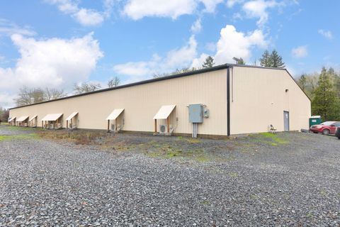 Photo of 1344 Thompson Creek Road, Selma, OR 97538 (MLS # 220213549)