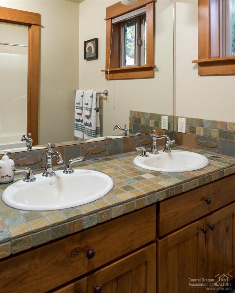 Fairway Point Villag - Residential