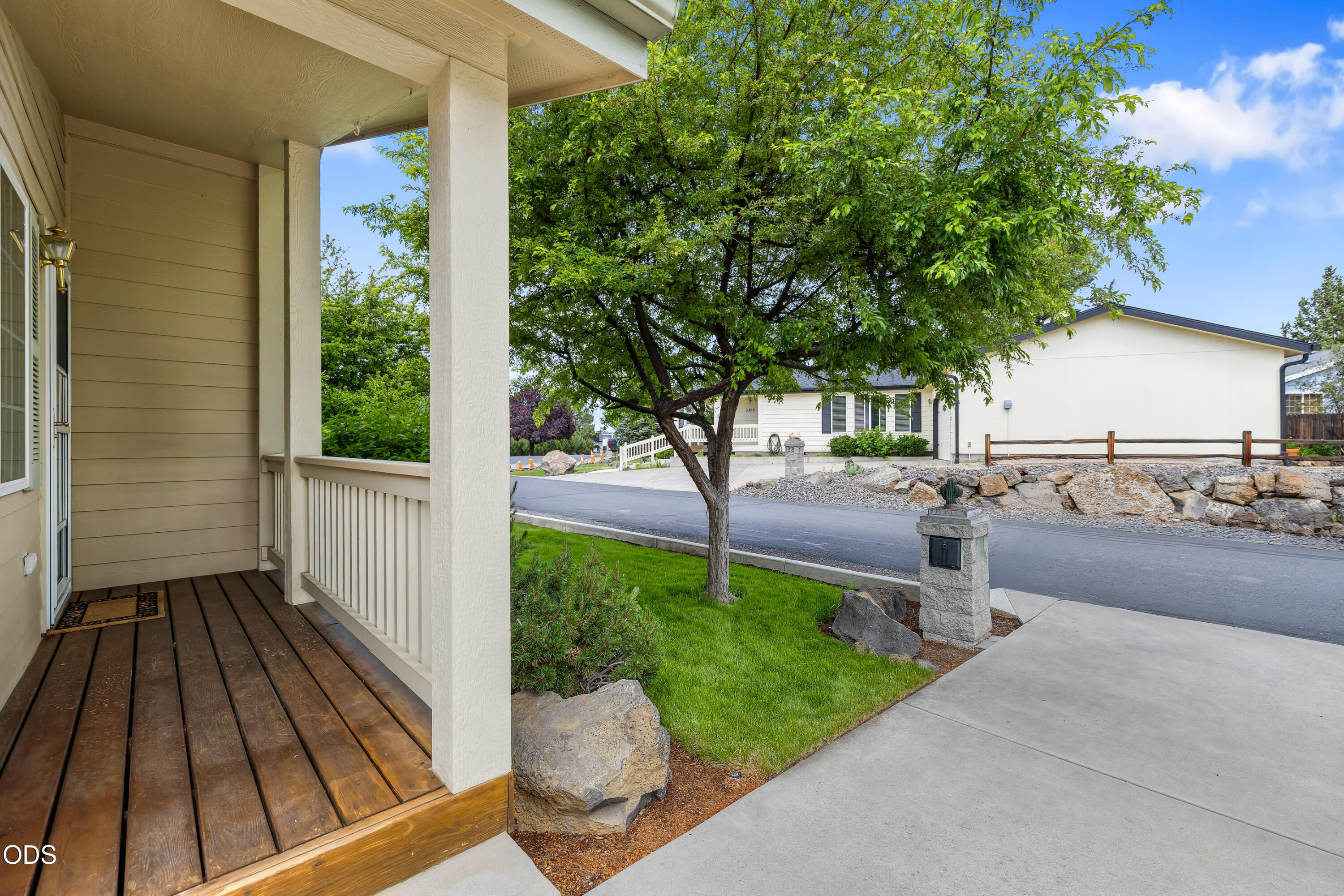2583 NE Wintergreen Drive