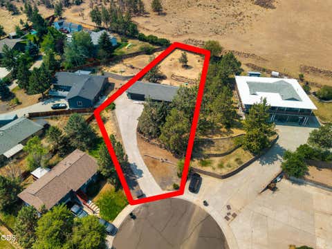Tiny photo for 709 SW Lorraine Drive, Madras, OR 97741 (MLS # 220226746)