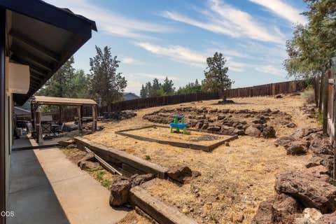 Tiny photo for 709 SW Lorraine Drive, Madras, OR 97741 (MLS # 220226746)