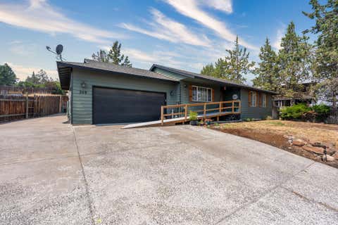 Tiny photo for 709 SW Lorraine Drive, Madras, OR 97741 (MLS # 220226746)