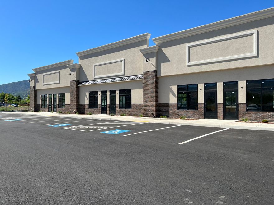 Gorgeous new commercial space in in Talent. Perfect for retail, restaurant, professional office or medical office. The other tenant is Ceremony Coffee and Cafe. The $18 per square foot rent shown is an annual estimated per square foot rent. Th final rent will vary depending on the tenant improvement requirements. Rent shown does not include monthly common area expense reimbursement. There is approximately 1590 square feet of space still available.