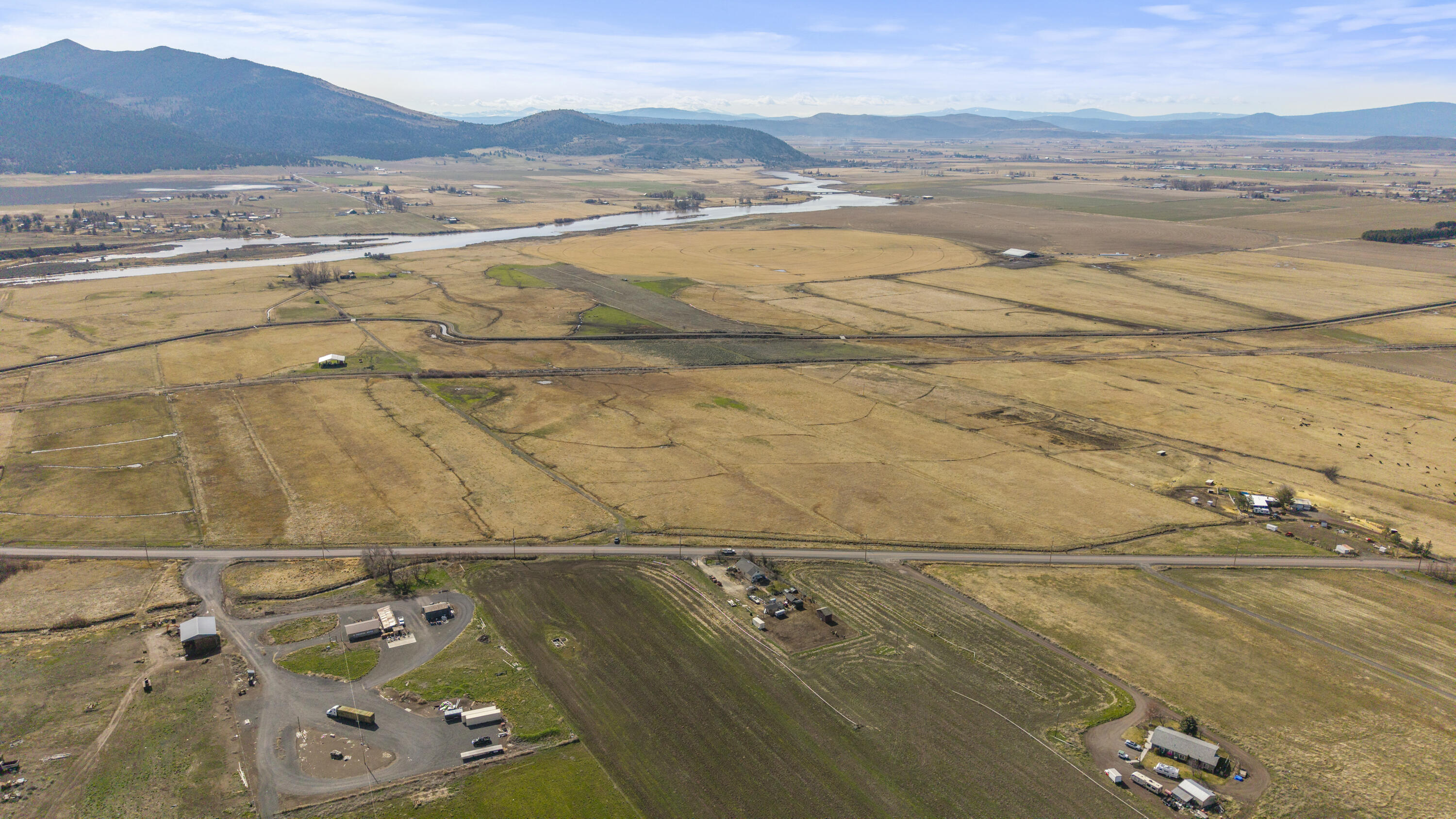 Highway 140 E 597009