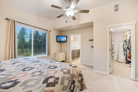 Tiny photo for 16672 Pine Creek Drive, La Pine, OR 97739 (MLS # 220210697)