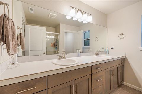 Tiny photo for 16672 Pine Creek Drive, La Pine, OR 97739 (MLS # 220210697)