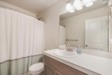 Tiny photo for 16672 Pine Creek Drive, La Pine, OR 97739 (MLS # 220210697)