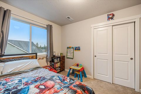 Tiny photo for 16672 Pine Creek Drive, La Pine, OR 97739 (MLS # 220210697)