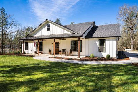 Tiny photo for 1398 Ellison Lp Loop, Merlin, OR 97532 (MLS # 220217674)