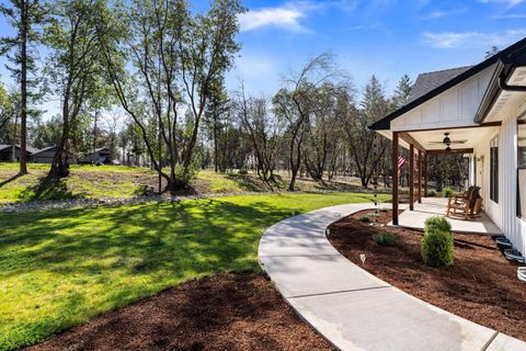 Tiny photo for 1398 Ellison Lp Loop, Merlin, OR 97532 (MLS # 220217674)