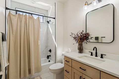 Tiny photo for 1398 Ellison Lp Loop, Merlin, OR 97532 (MLS # 220217674)