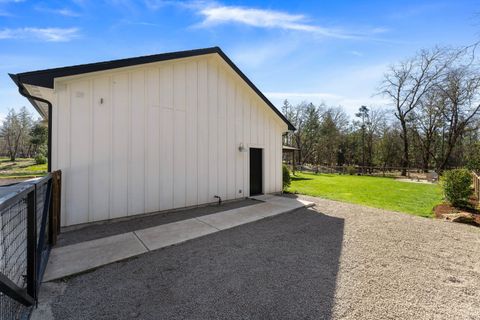 Tiny photo for 1398 Ellison Lp Loop, Merlin, OR 97532 (MLS # 220217674)