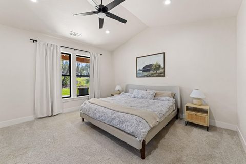 Tiny photo for 1398 Ellison Lp Loop, Merlin, OR 97532 (MLS # 220217674)