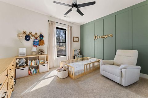 Tiny photo for 1398 Ellison Lp Loop, Merlin, OR 97532 (MLS # 220217674)