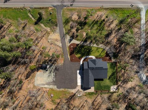 Tiny photo for 1398 Ellison Lp Loop, Merlin, OR 97532 (MLS # 220217674)