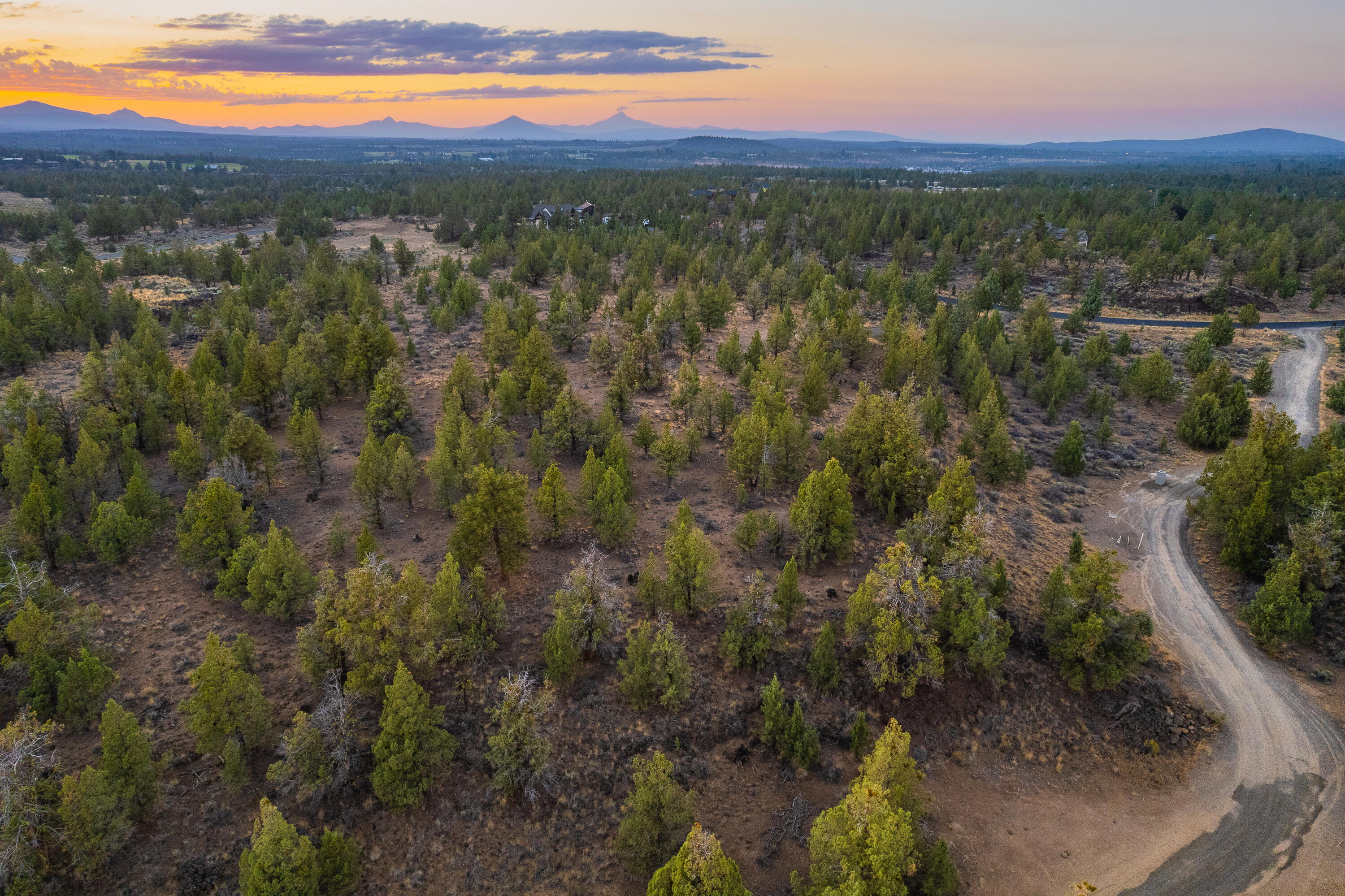 Pacific Cascade Hts - Land