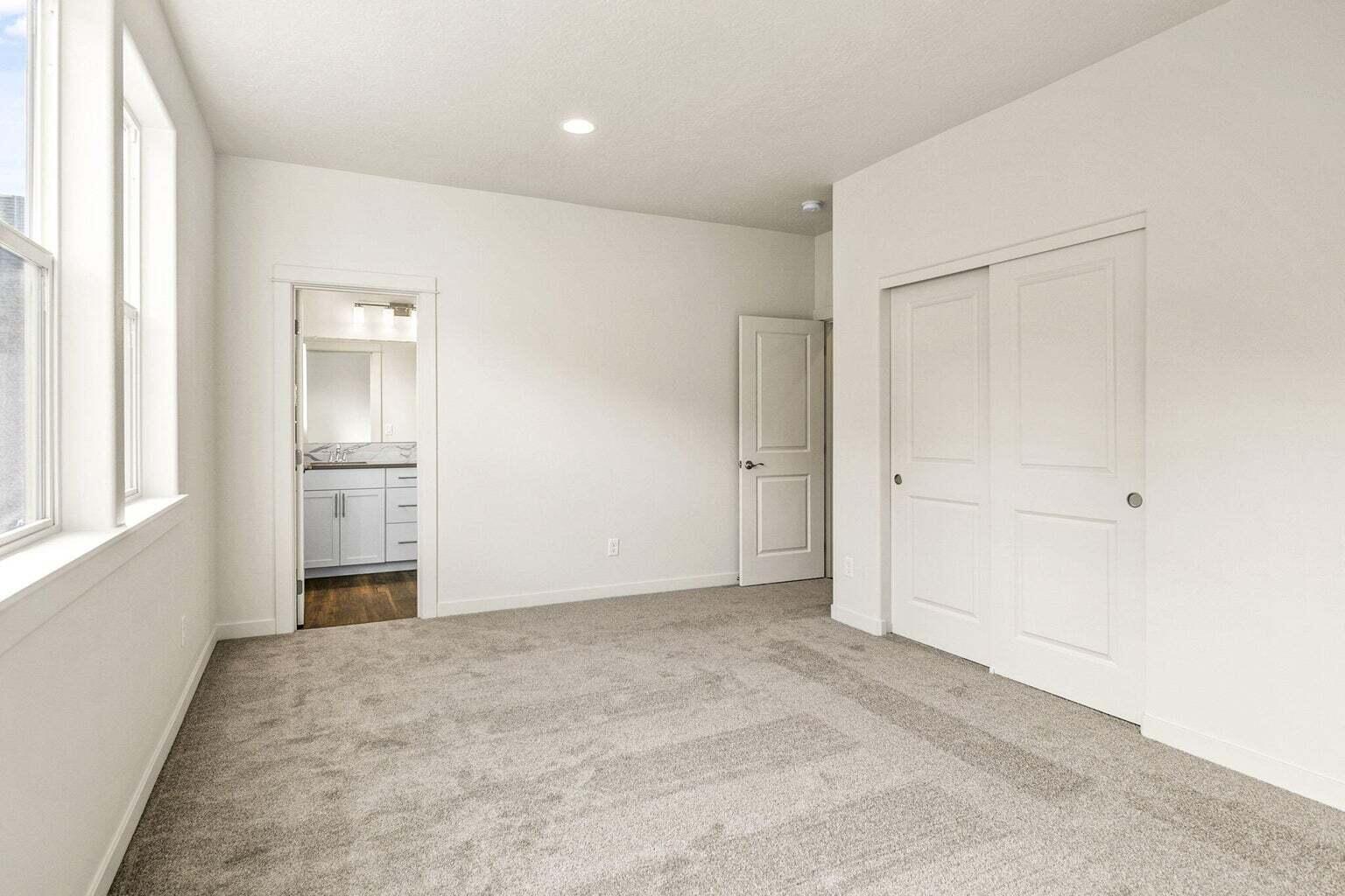 Eagle Crest - Residential