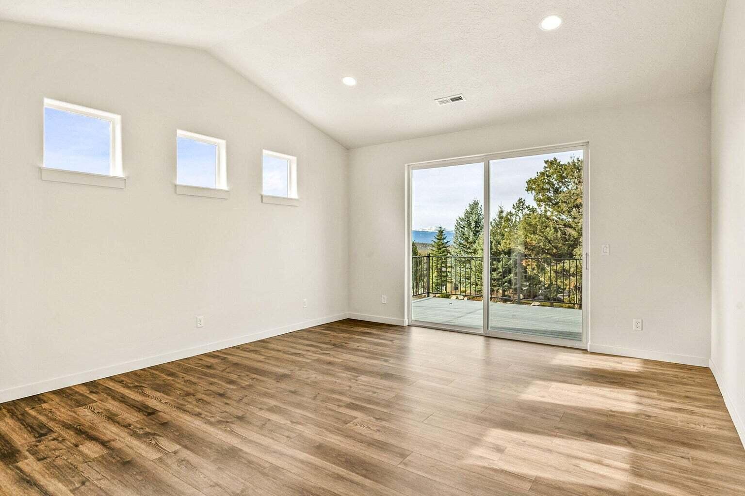 Eagle Crest - Residential