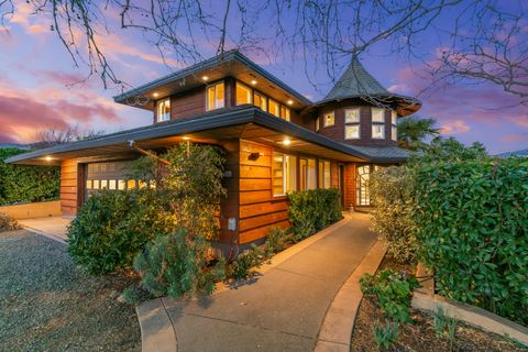 Photo of 157 Ashland Acres Road, Ashland, OR 97520 (MLS # 220215378)