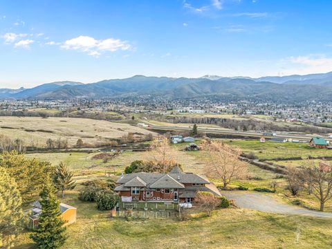 Tiny photo for 157 Ashland Acres Road, Ashland, OR 97520 (MLS # 220215378)
