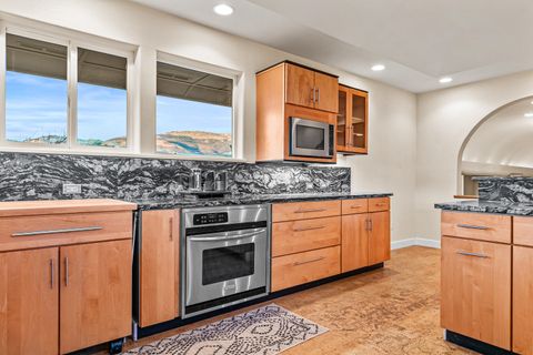 Tiny photo for 157 Ashland Acres Road, Ashland, OR 97520 (MLS # 220215378)