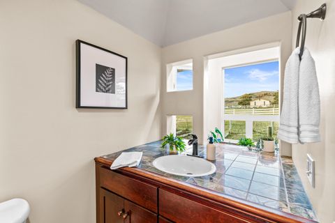 Tiny photo for 157 Ashland Acres Road, Ashland, OR 97520 (MLS # 220215378)