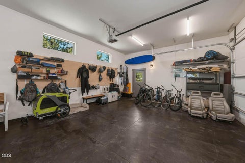 Tiny photo for 59981 Cheyenne Road, Bend, OR 97702 (MLS # 220224096)